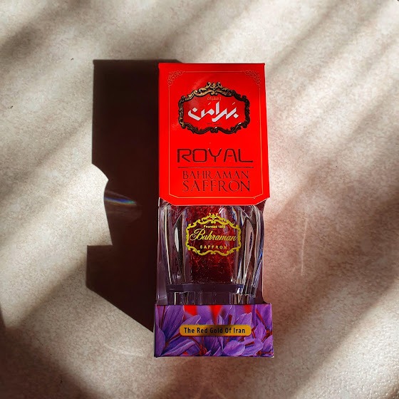 Saffron lady, Cửa hàng trực tuyến Shopee Việt Nam