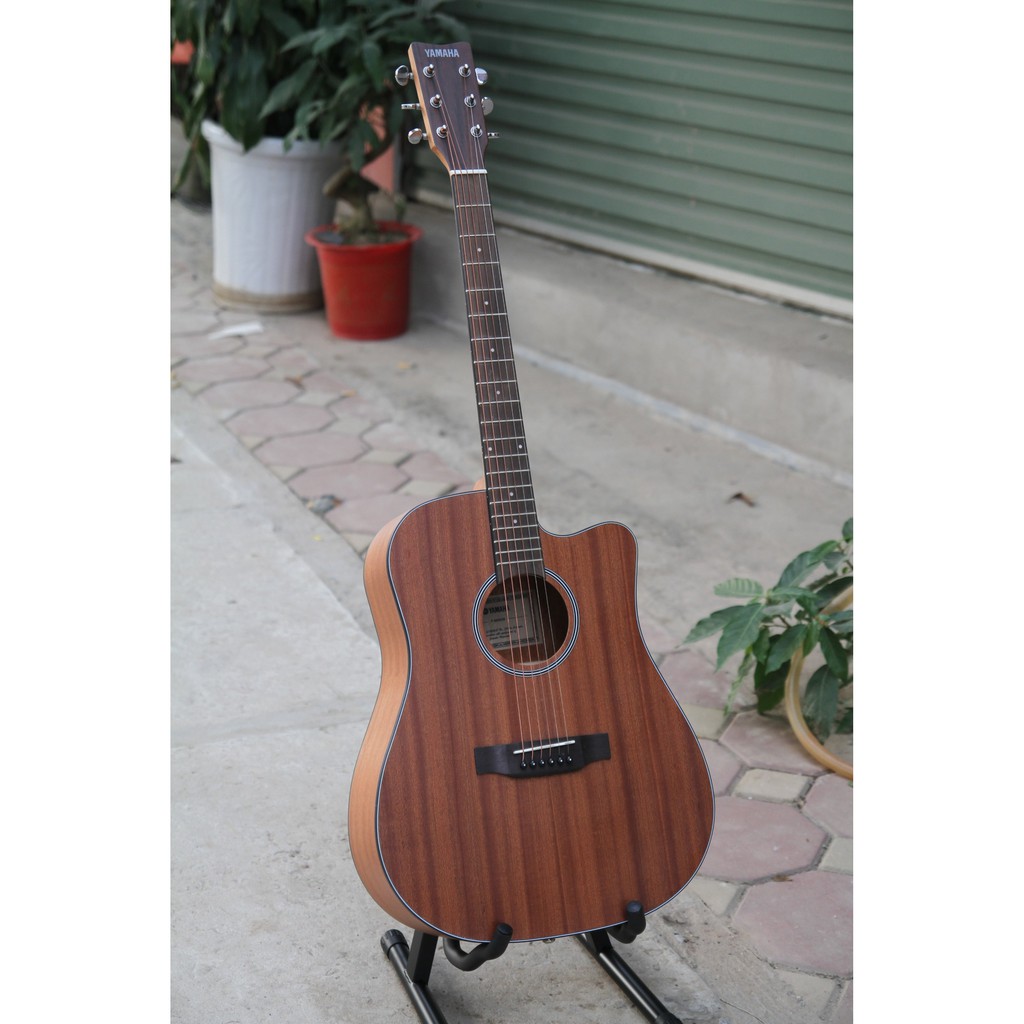 Yamaha f3000 store guitar