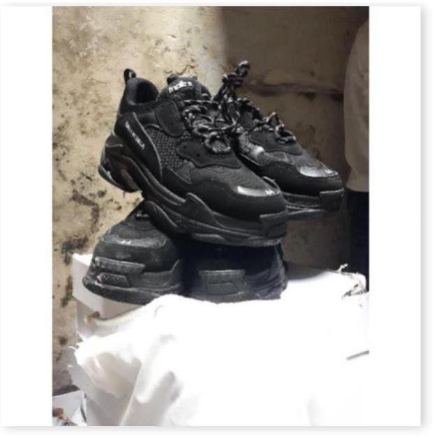 New R Nh t R i B n p full box nh th t gi y balenciaga triple S full black PT66