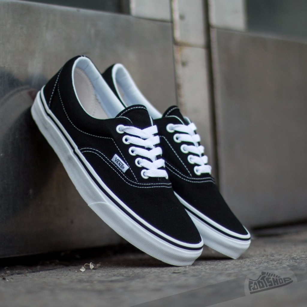 Vans classic outlet era white