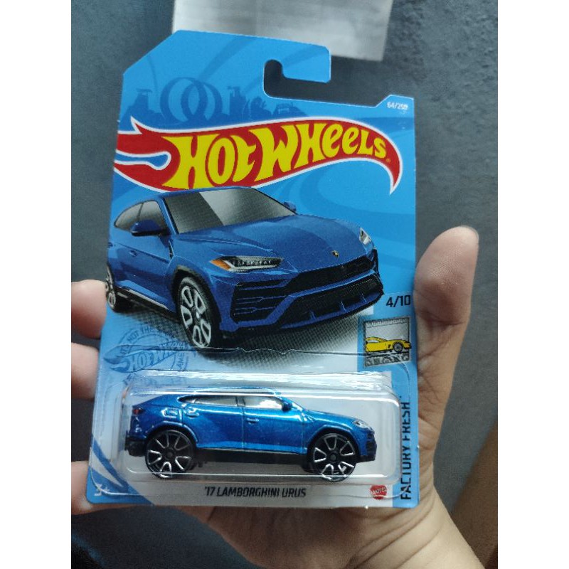 lamborghini urus hot wheels