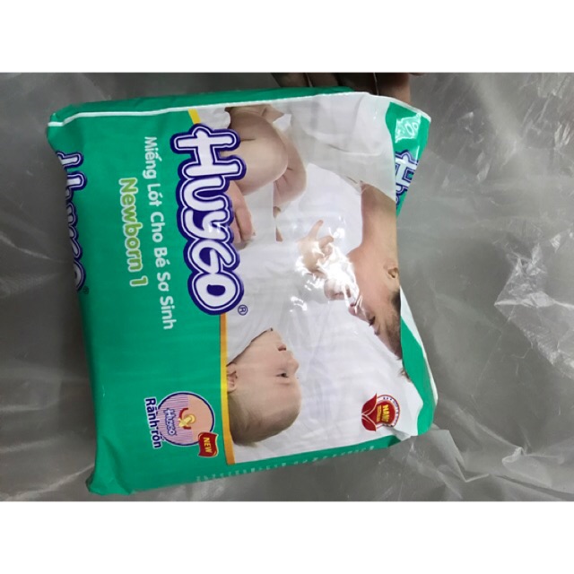 Miếng lót bỉm Cotocouche (30 miếng/bịch) cho bé 1 tuổi - Thoáng