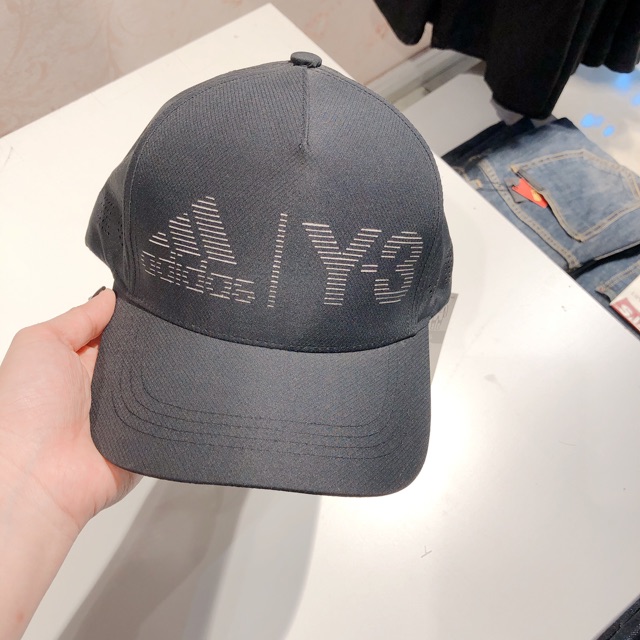 Mũ on sale adidas y3