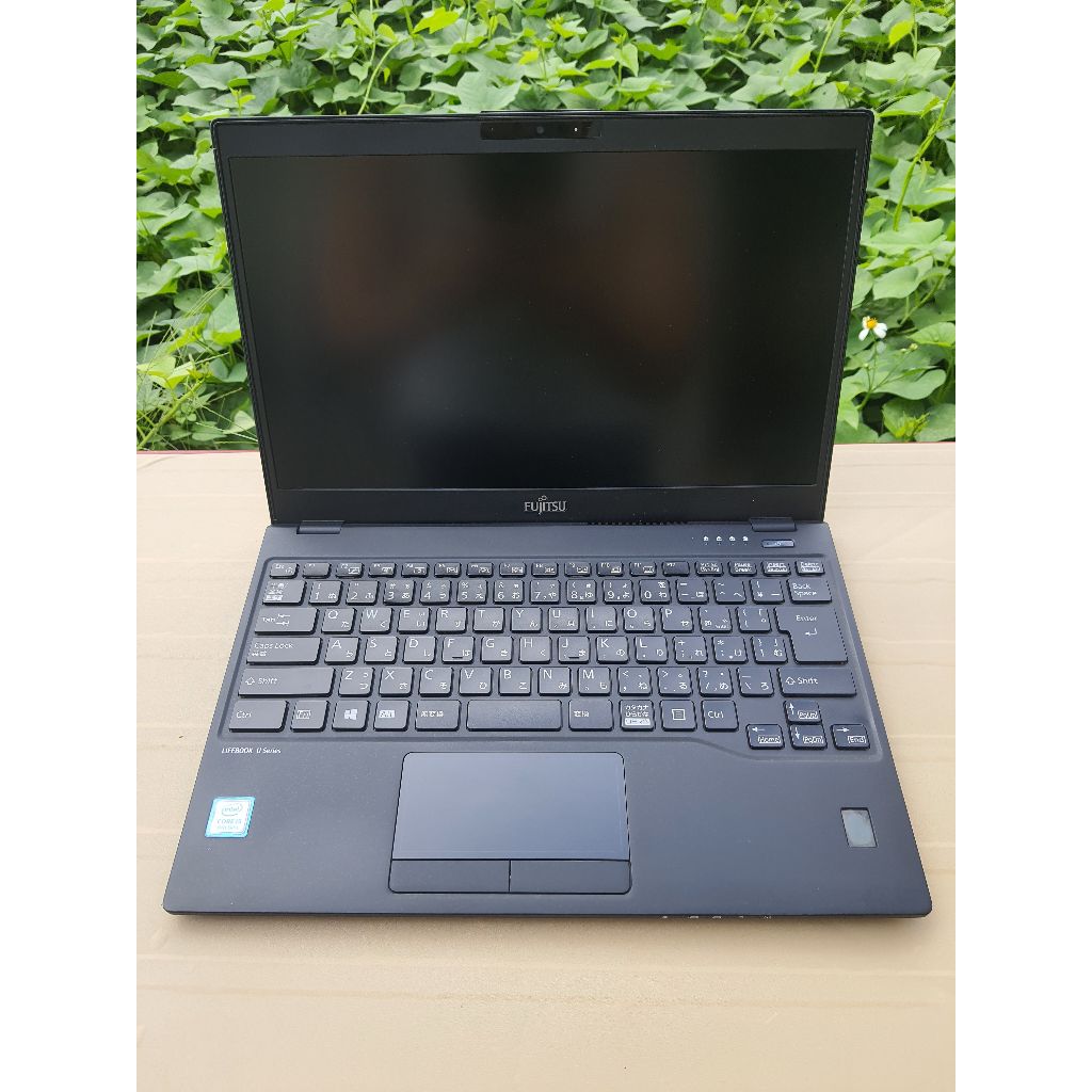 Laptop Fujitsu LIFEBOOK U939A / Core i5 8365U / Bộ nhớ 8GB / SSD 256GB /  13,3