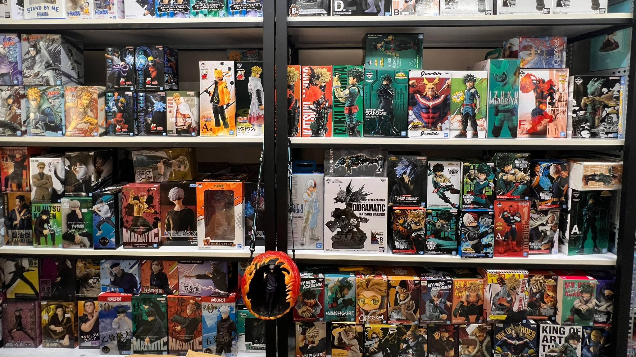 Figure shop sale