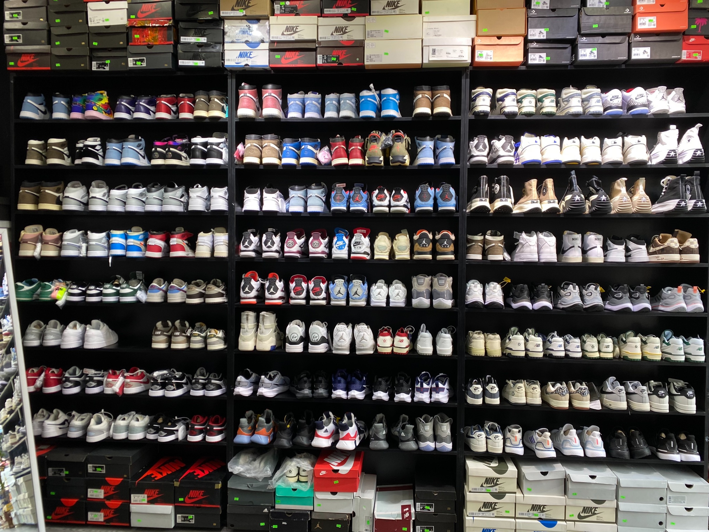 sneaker hype store